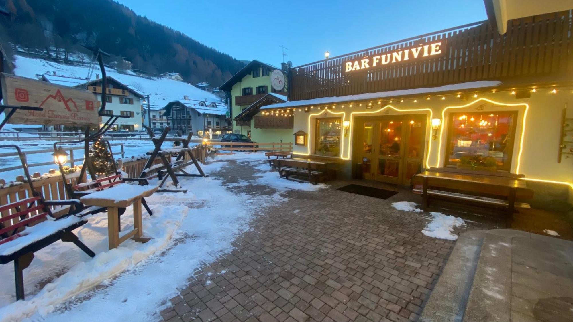 Casteluce Hotel Funivie Pinzolo Exterior photo